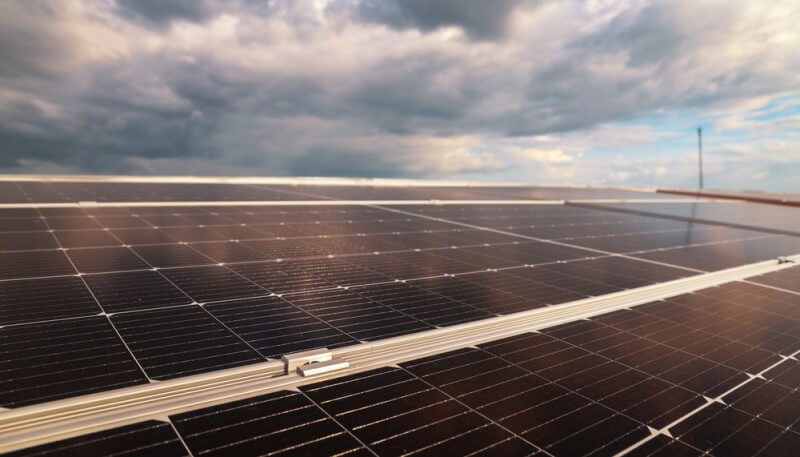 Ce înseamnă OPEX într-o centrală fotovoltaică și de ce contează pe termen lung 2 Proiecte cu stocare de energie si OPEX